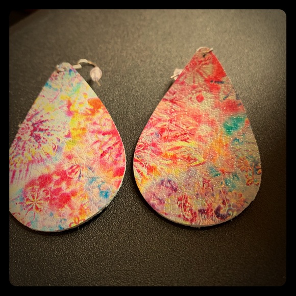 Large leather earrings - Picture 1 of 1